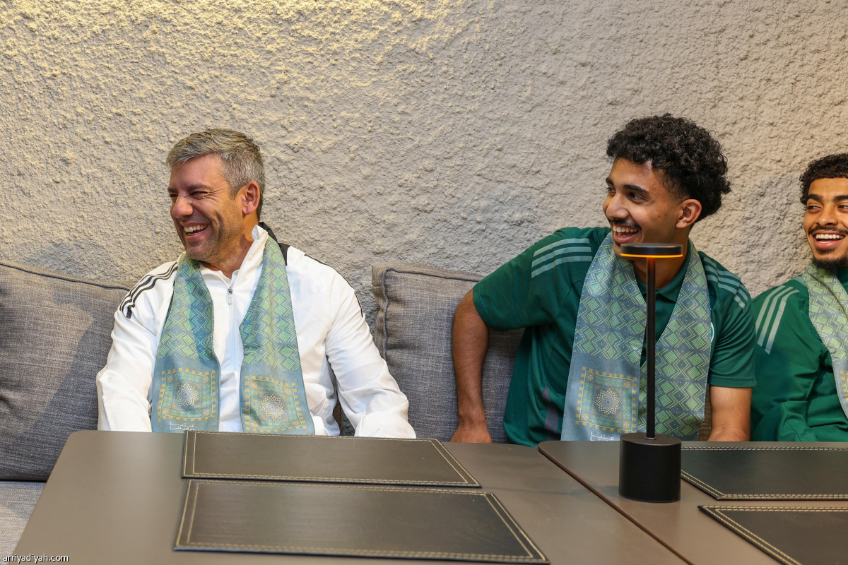 بعثة الأخضر تحتفل