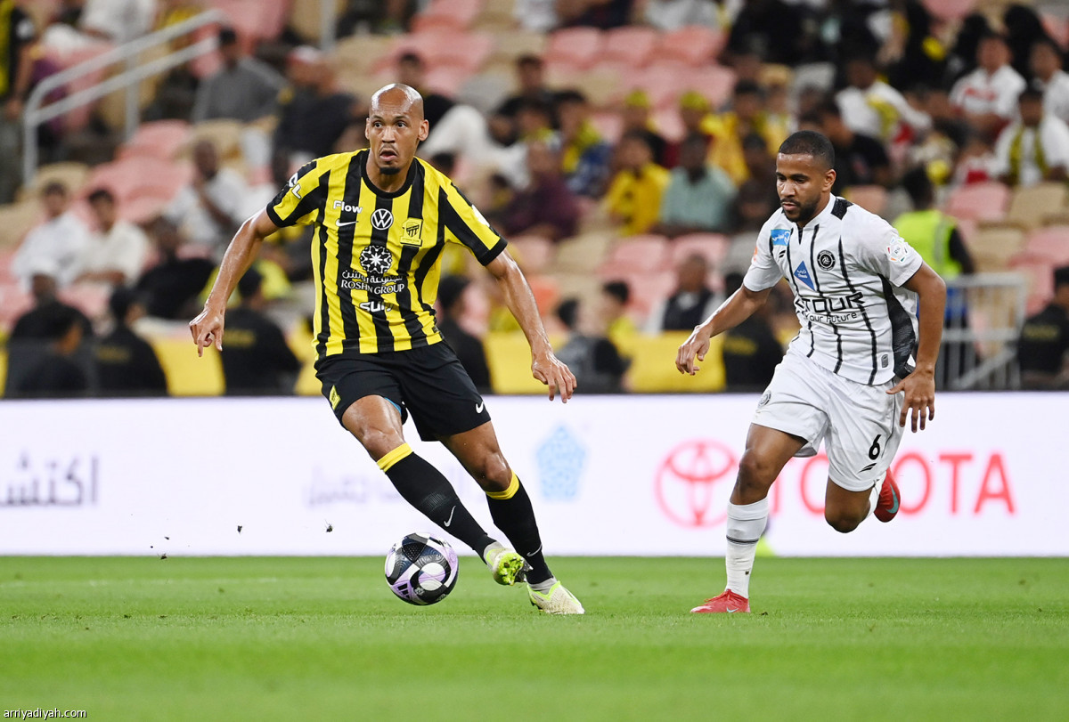 «النمور» تحتفل