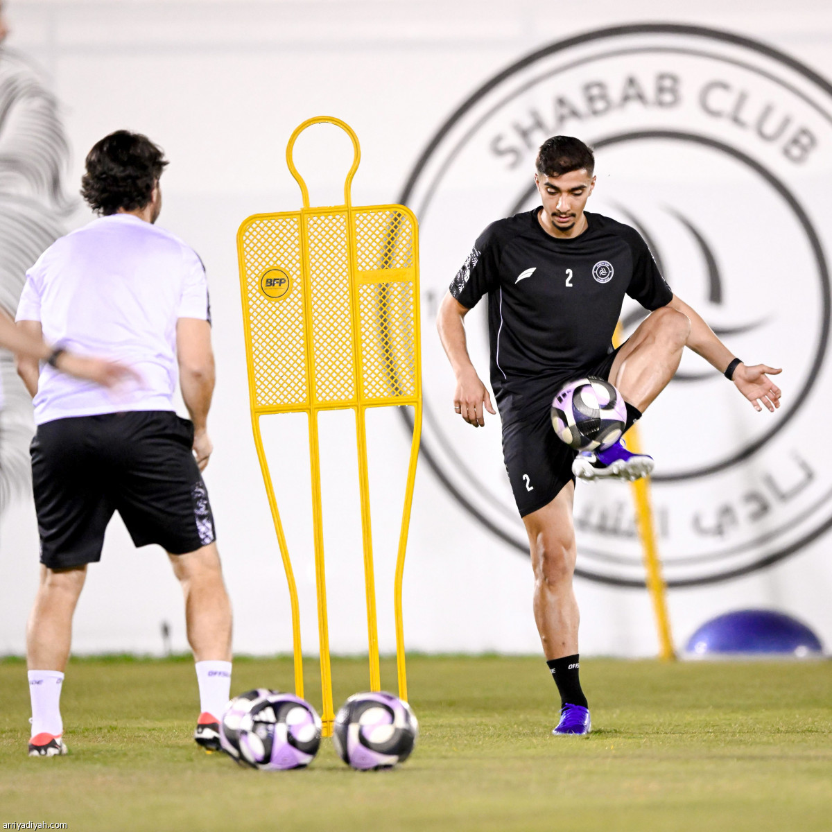 الشباب يعود