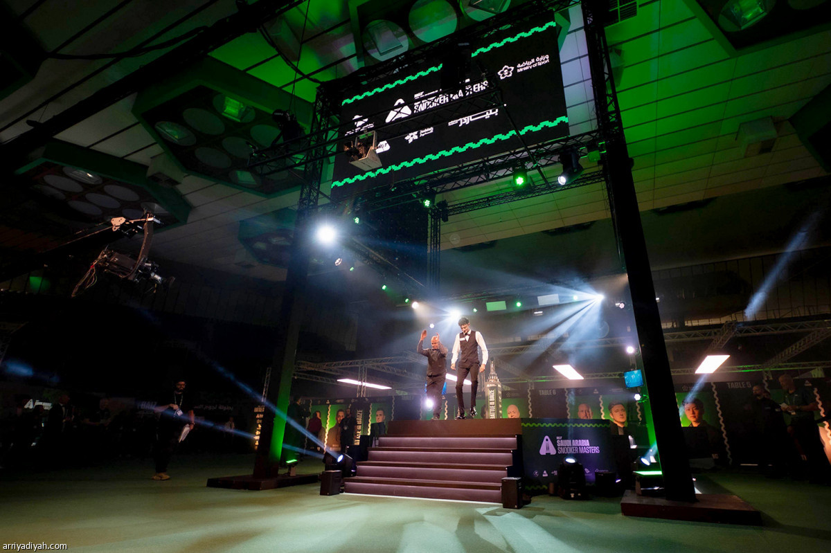 تحدي السنوكر ينطلق