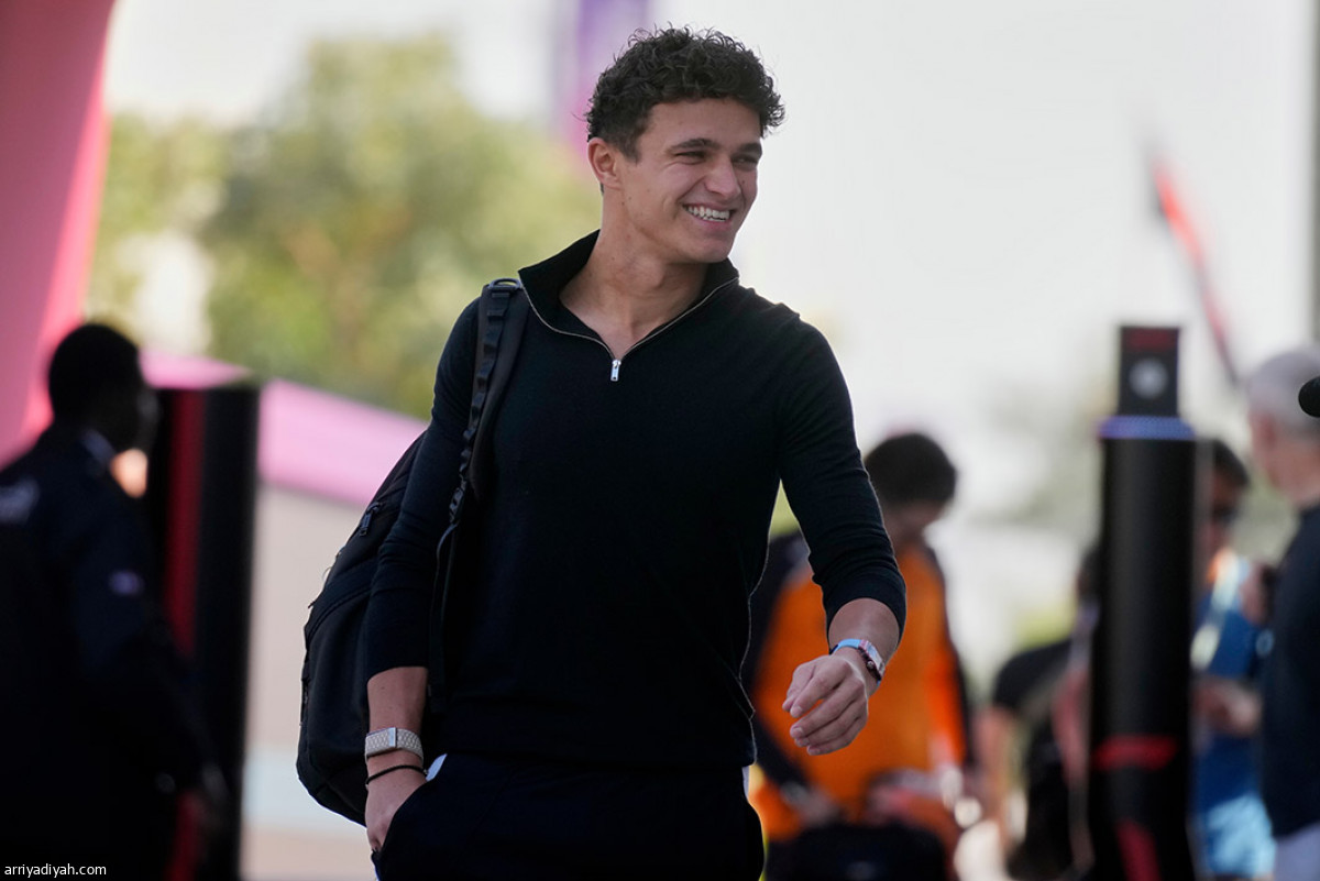 «فورمولا 1».. وصول السائقين